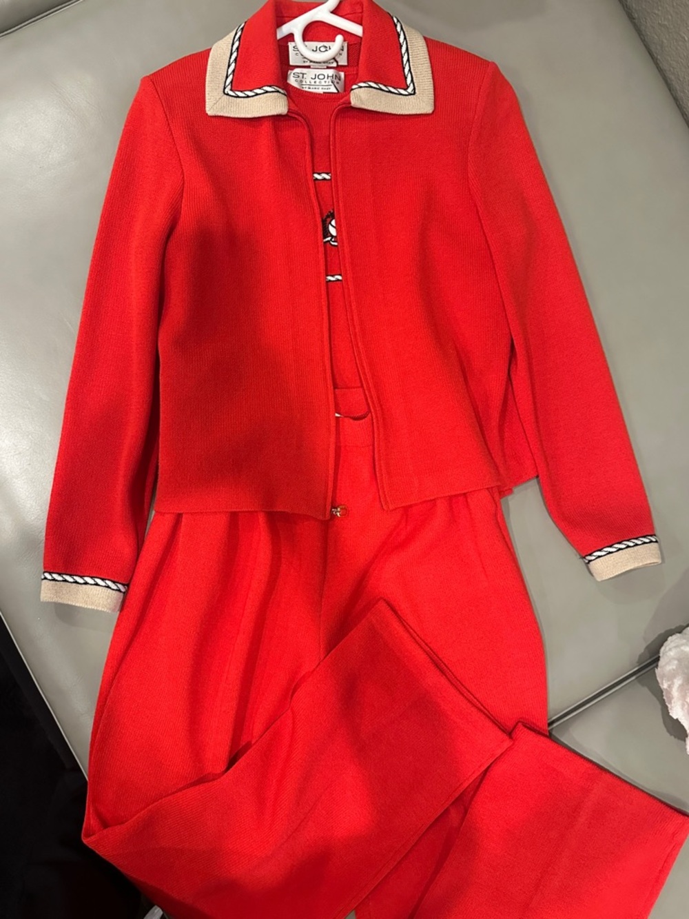 St. John Collection 3pc Santana Knit Pant Suit Set in Warm Red/Tan